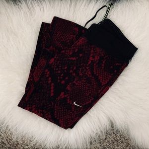 Nike DriFit Legging, Snake Skin Pattern